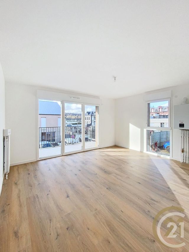 Appartement F3 à louer - 3 pièces - 59,99 m2 - Deville Les Rouen - 76 - HAUTE-NORMANDIE