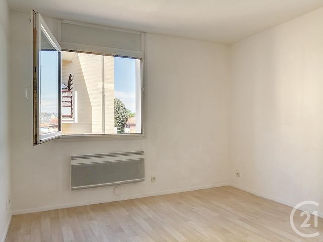 Appartement F1 à louer - 1 pièce - 19 m2 - Le Petit Quevilly - 76 - HAUTE-NORMANDIE