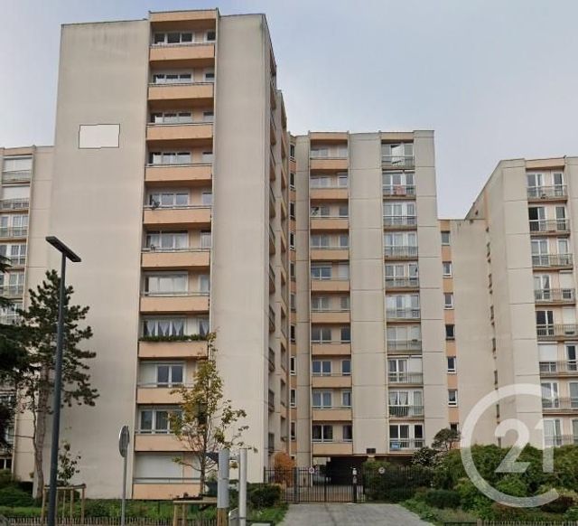 Appartement F3 à vendre - 3 pièces - 68,62 m2 - Le Petit Quevilly - 76 - HAUTE-NORMANDIE