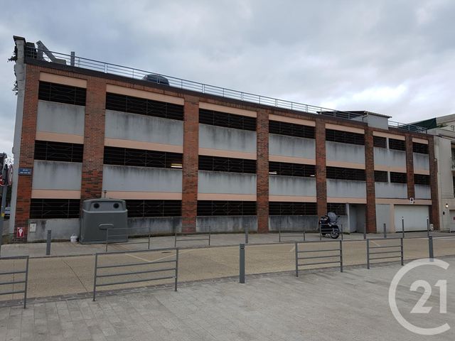 Parking à louer - 8 m2 - Rouen - 76 - HAUTE-NORMANDIE